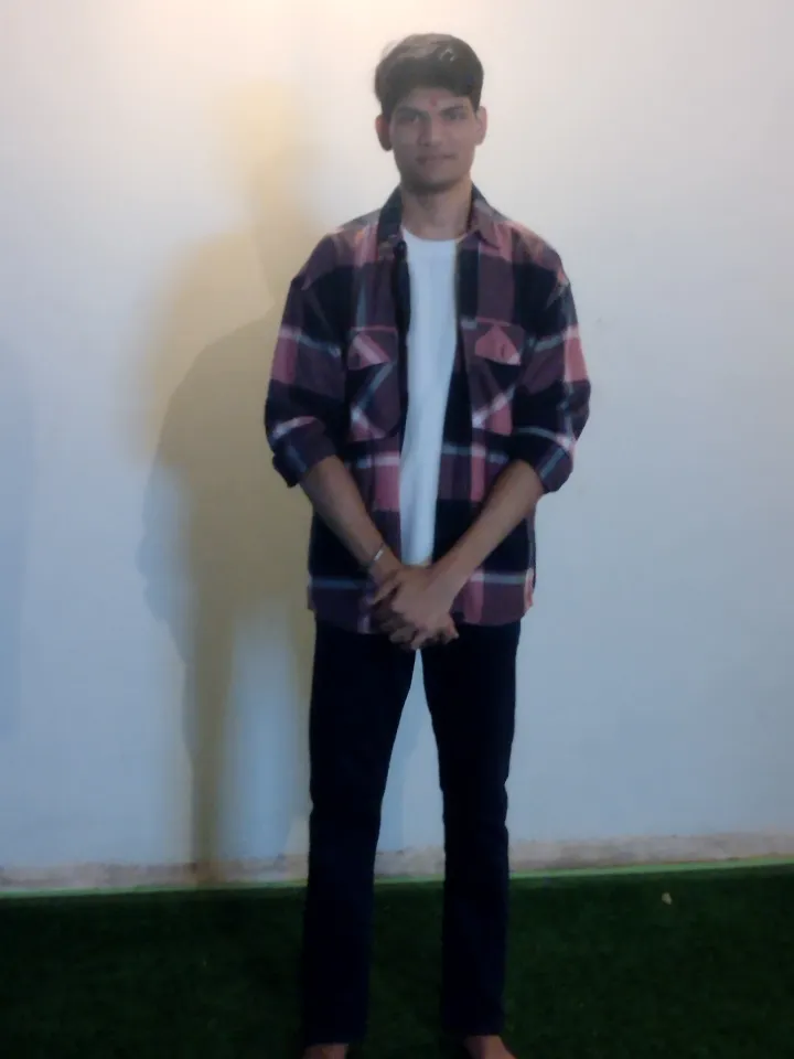 Looking for a casting director or an legit modeling agency by Daksh Hande