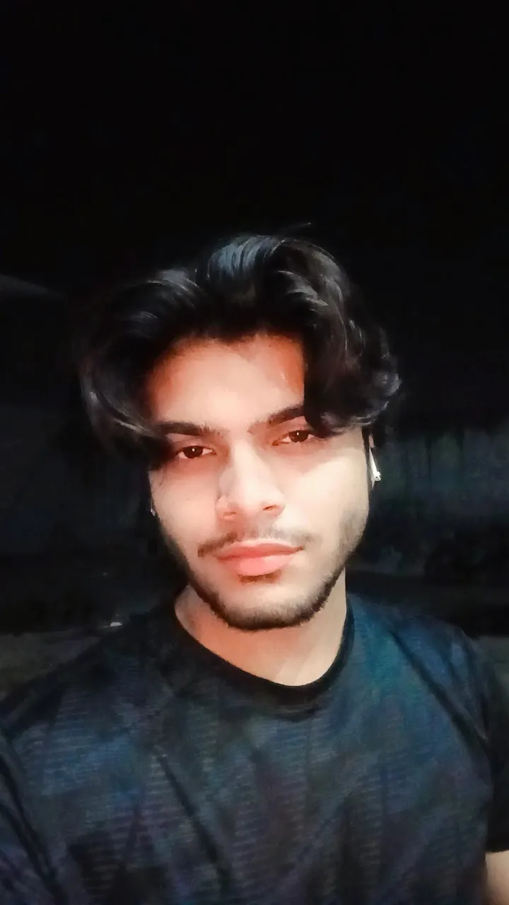 I this is Shivam#lookz by Shivam Chauhan